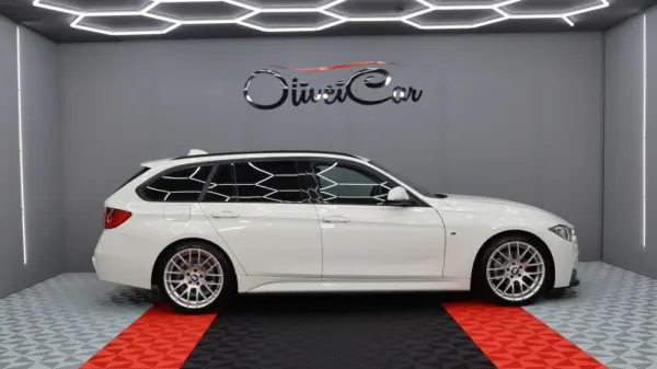 BMW 320 d EfficientDynamics Line Sport Auto 2