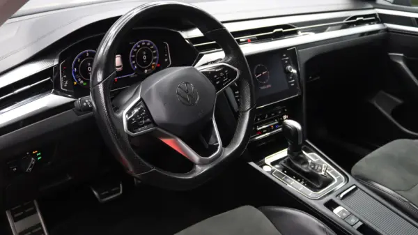 Volkswagen Arteon Shooting Brake 2.0 TDI Elegance DSG 11