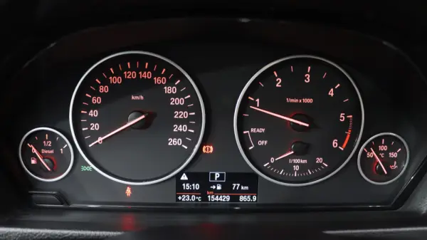 BMW 320 d Auto Line Luxury 10