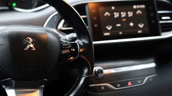 Peugeot 308 SW 1.5 BlueHDI Active 10