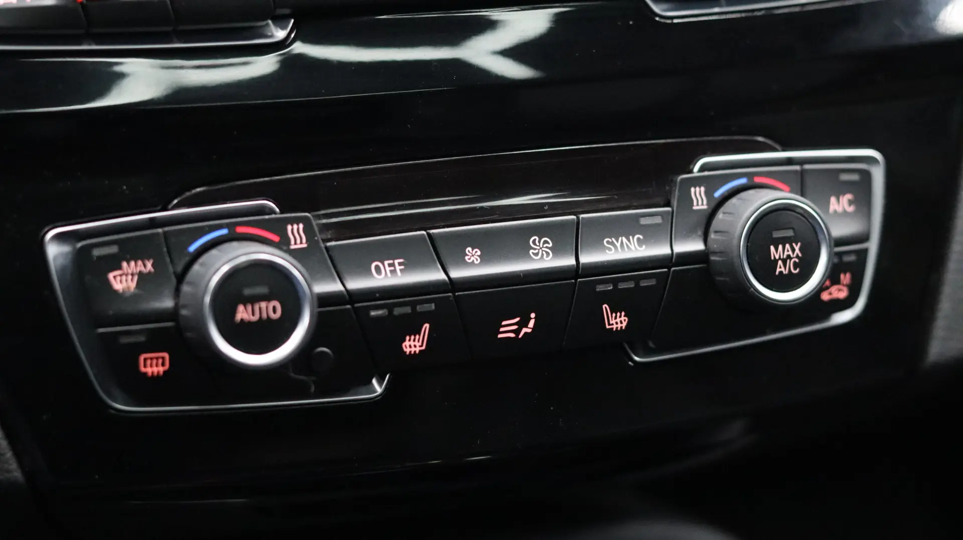 BMW X1 18 d sDrive Auto 19