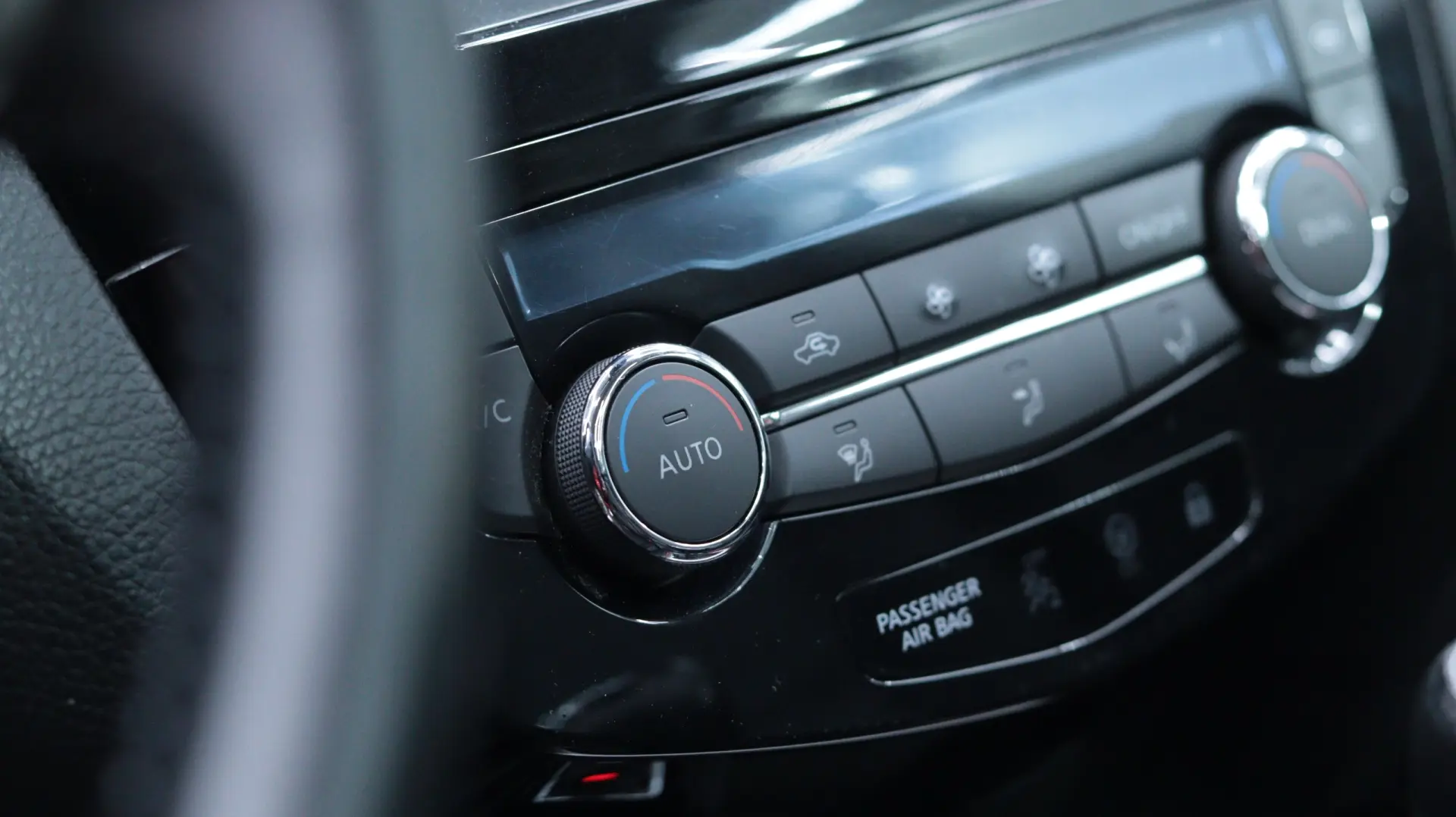 Nissan Qashqai 1.6 dCi Tekna Premium Bose 13