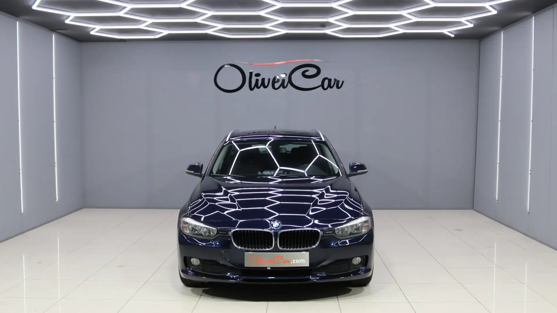 BMW 318 d Touring Auto 2