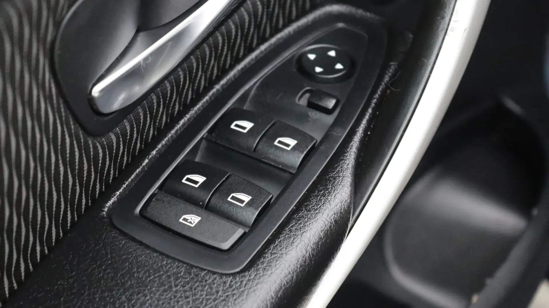 BMW 318 d Touring Auto 11