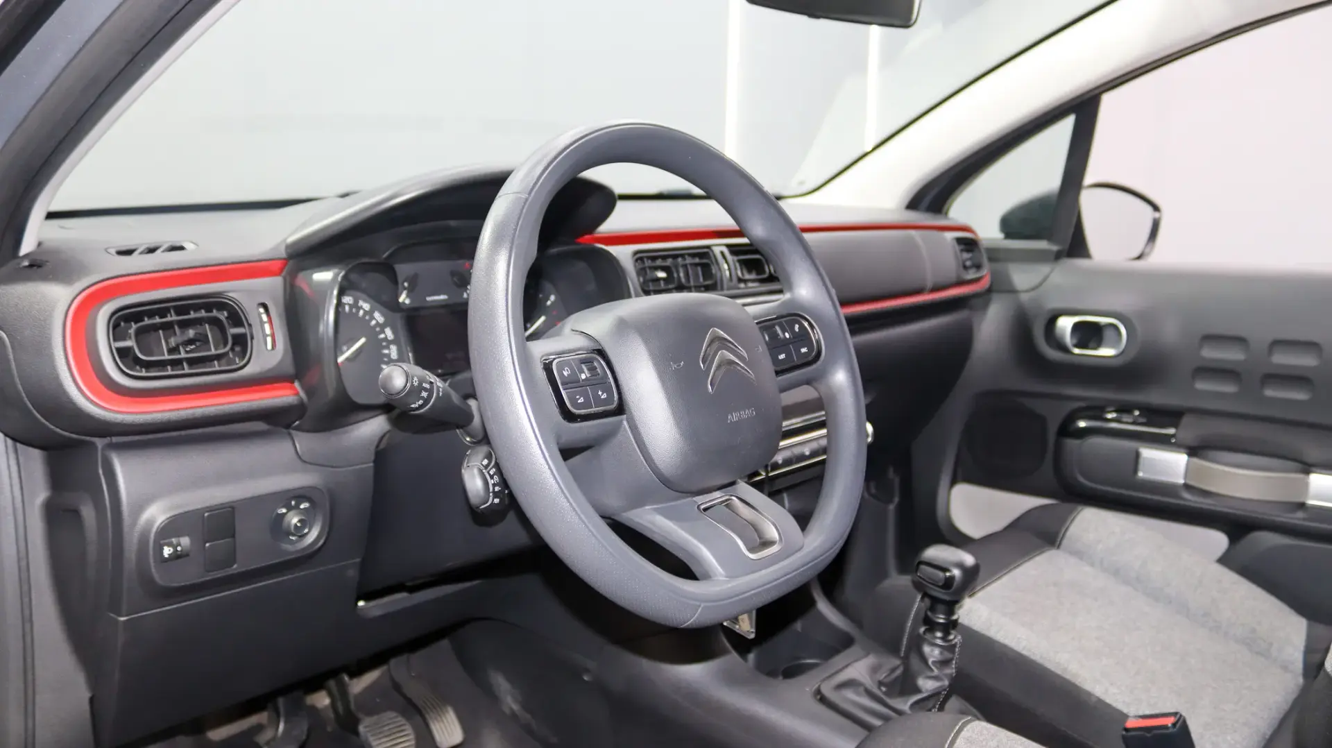 Citroën C3 1.5 BlueHDi Shine S&S 9