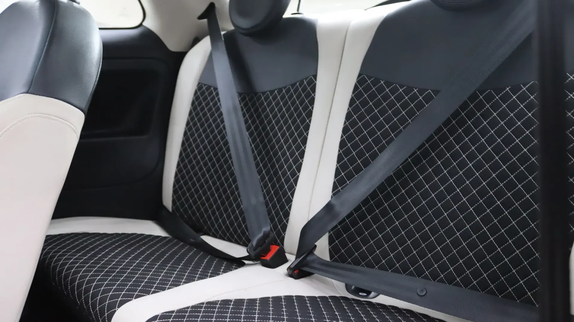 Fiat 1500 1.0 Hybrid Dolcevita 15