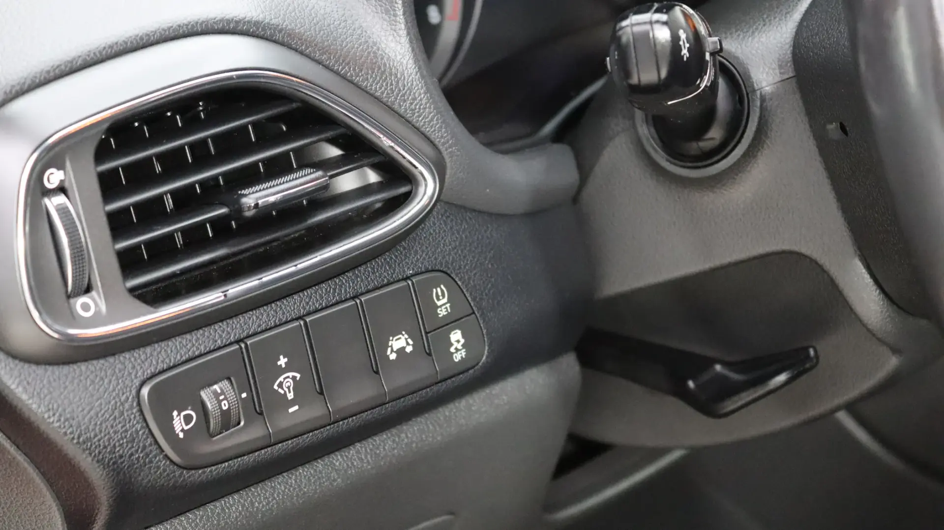 Hyundai i30 1.0 T-GDi Style 12