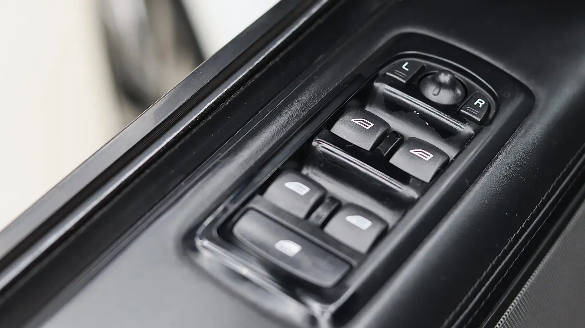 Land Rover Range Rover Sport 3.0 TDV6 HSE 12