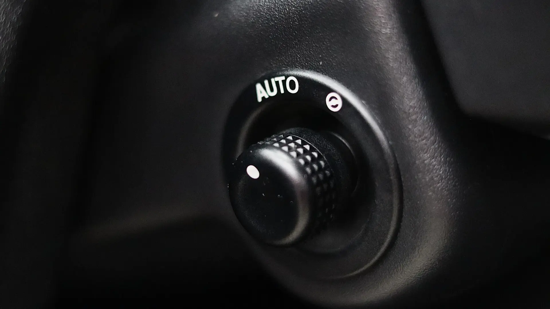 Land Rover Range Rover Sport 3.0 TDV6 HSE 16