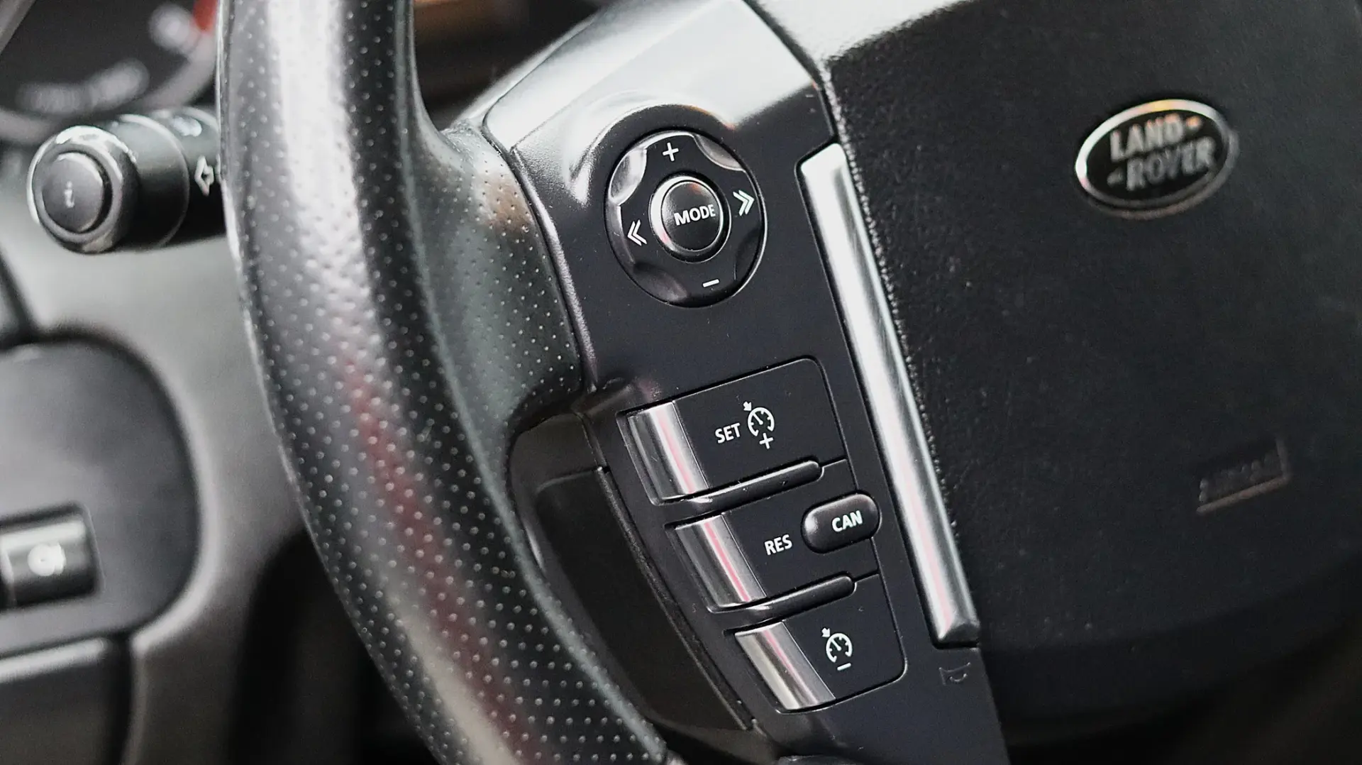 Land Rover Range Rover Sport 3.0 TDV6 HSE 17