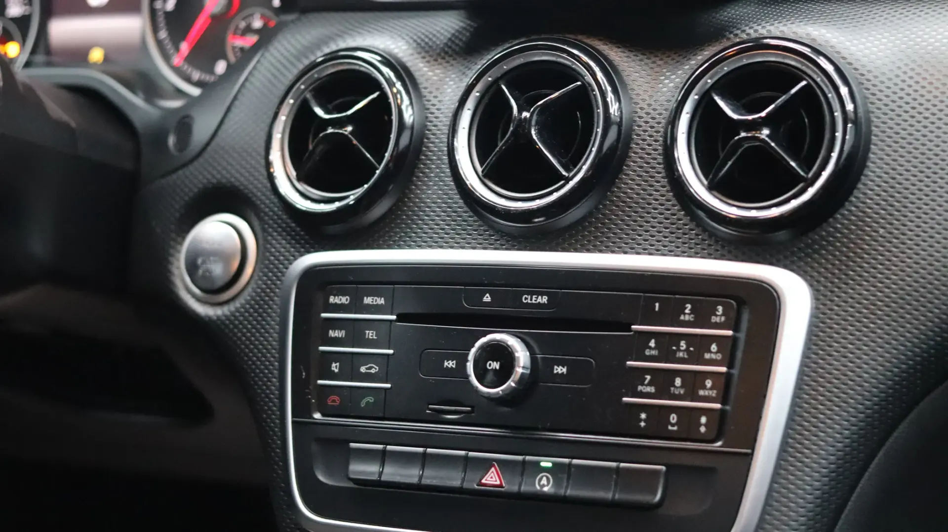 Mercedes-Benz A 180 CDI BlueEFFICIENCY Edition Style 23