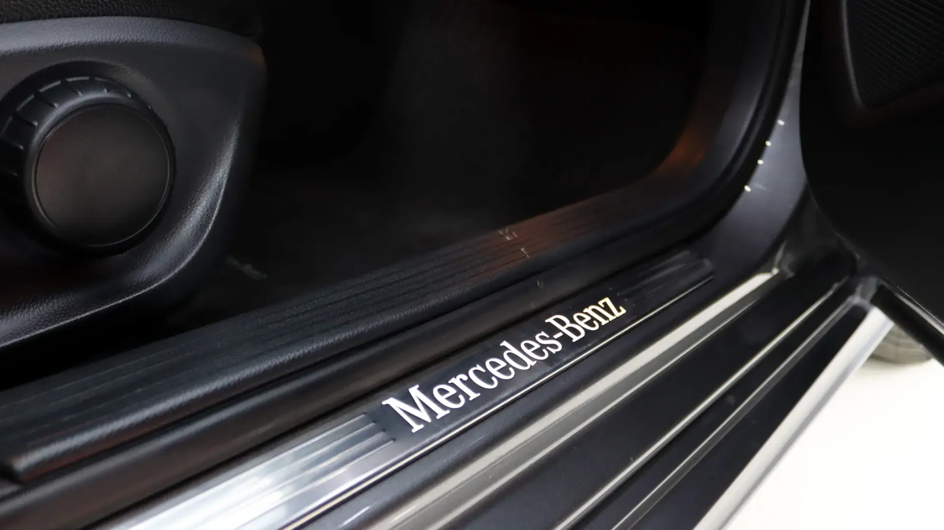 Mercedes-Benz A 180 d Urban 9