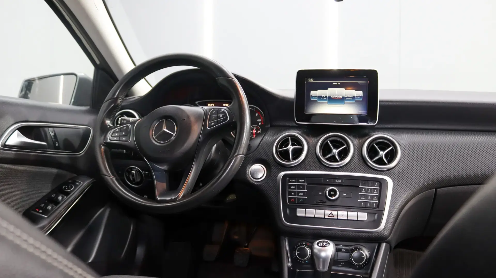 Mercedes-Benz A 180 d Urban 10