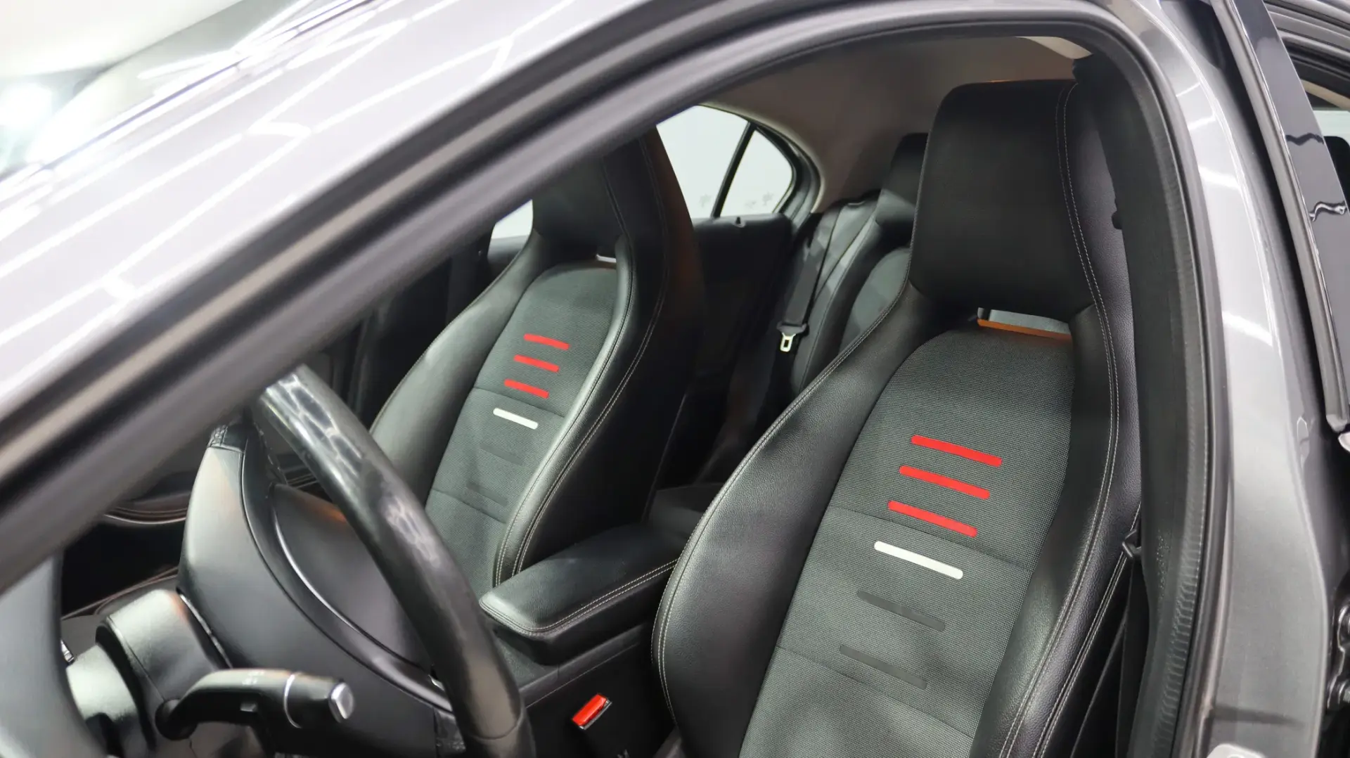 Mercedes-Benz A 180 d Urban 30