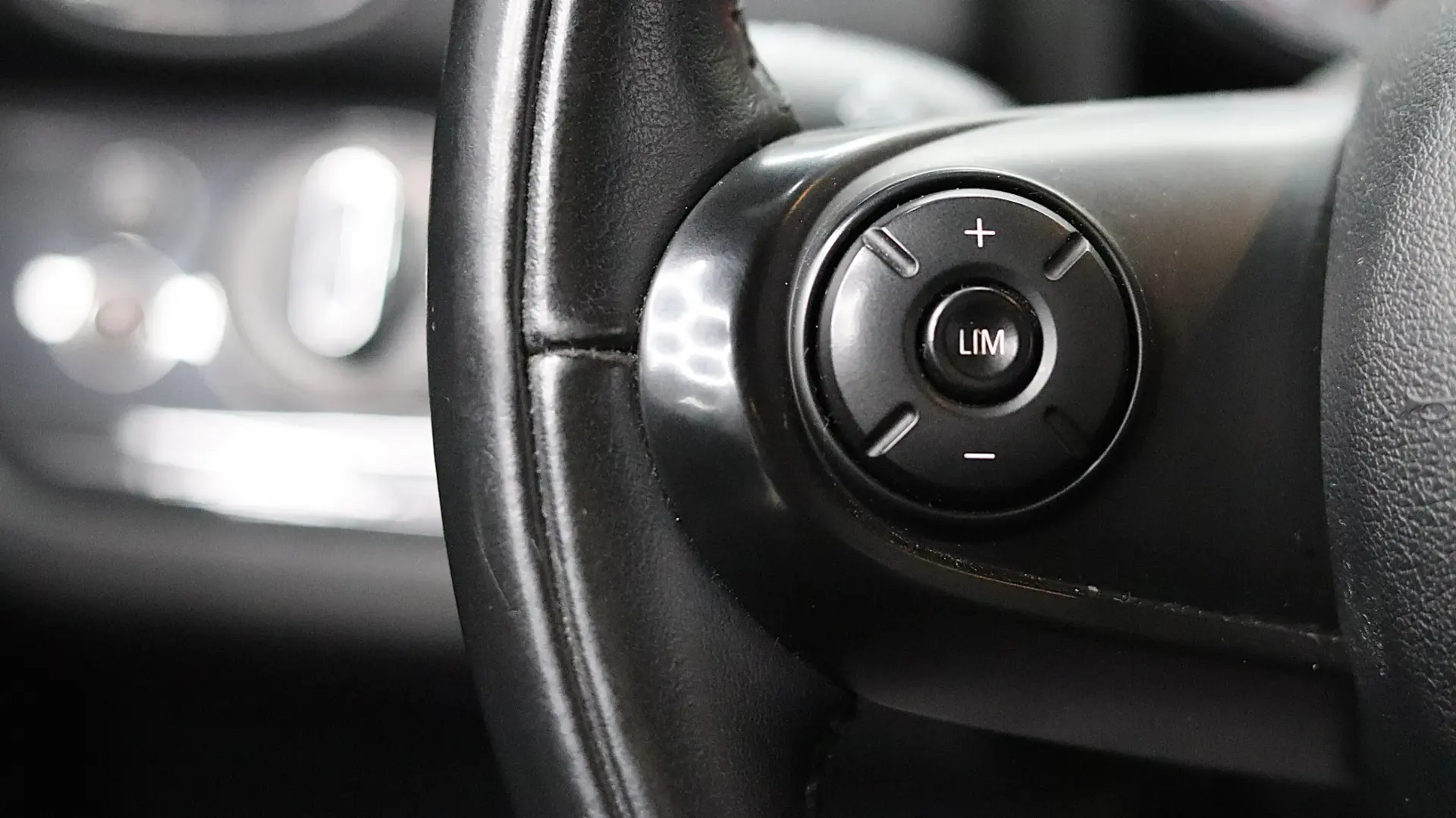 MINI Countryman One D 15