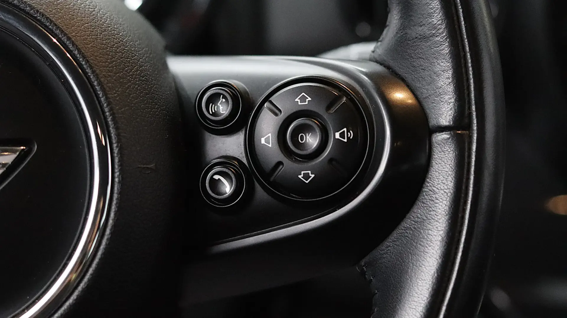 MINI Countryman One D 17