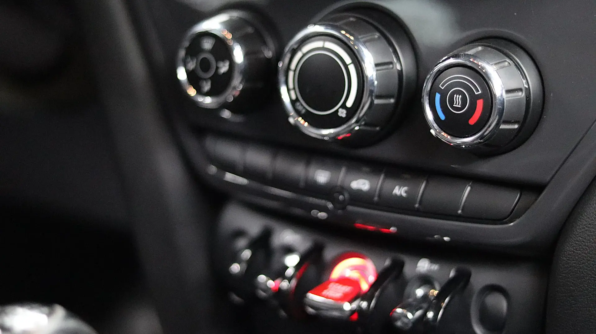 MINI Countryman One D 19