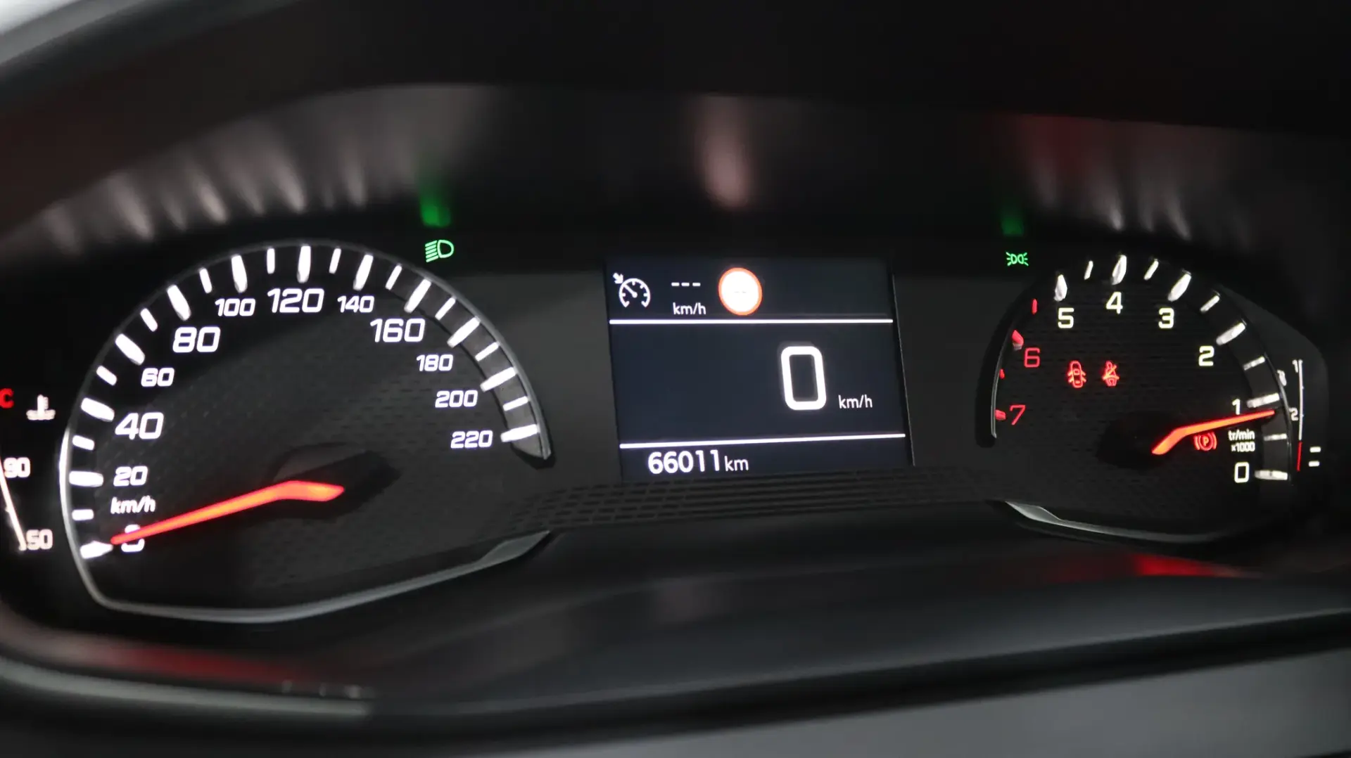 Peugeot 208 1.5 BlueHDi Active Pack 12