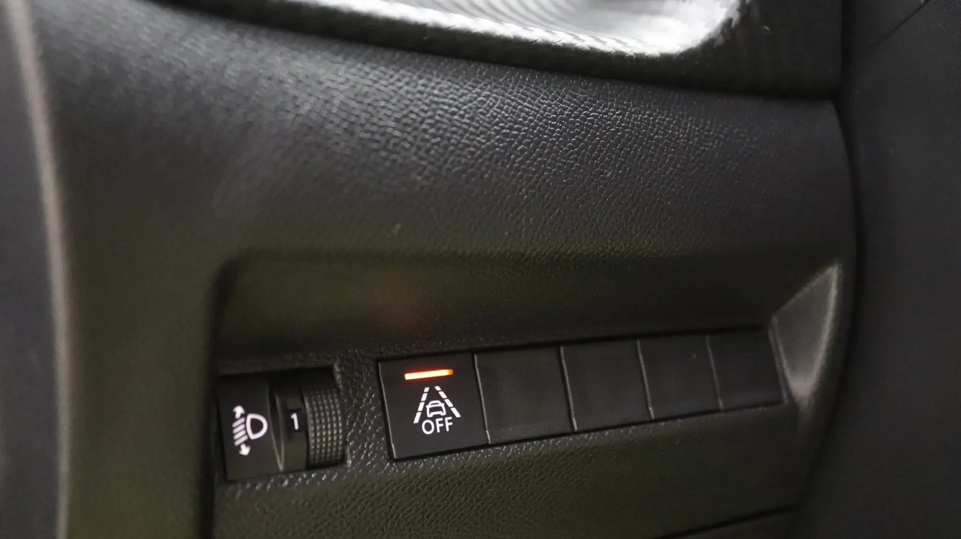 Peugeot 208 1.5 BlueHDi Active Pack 16