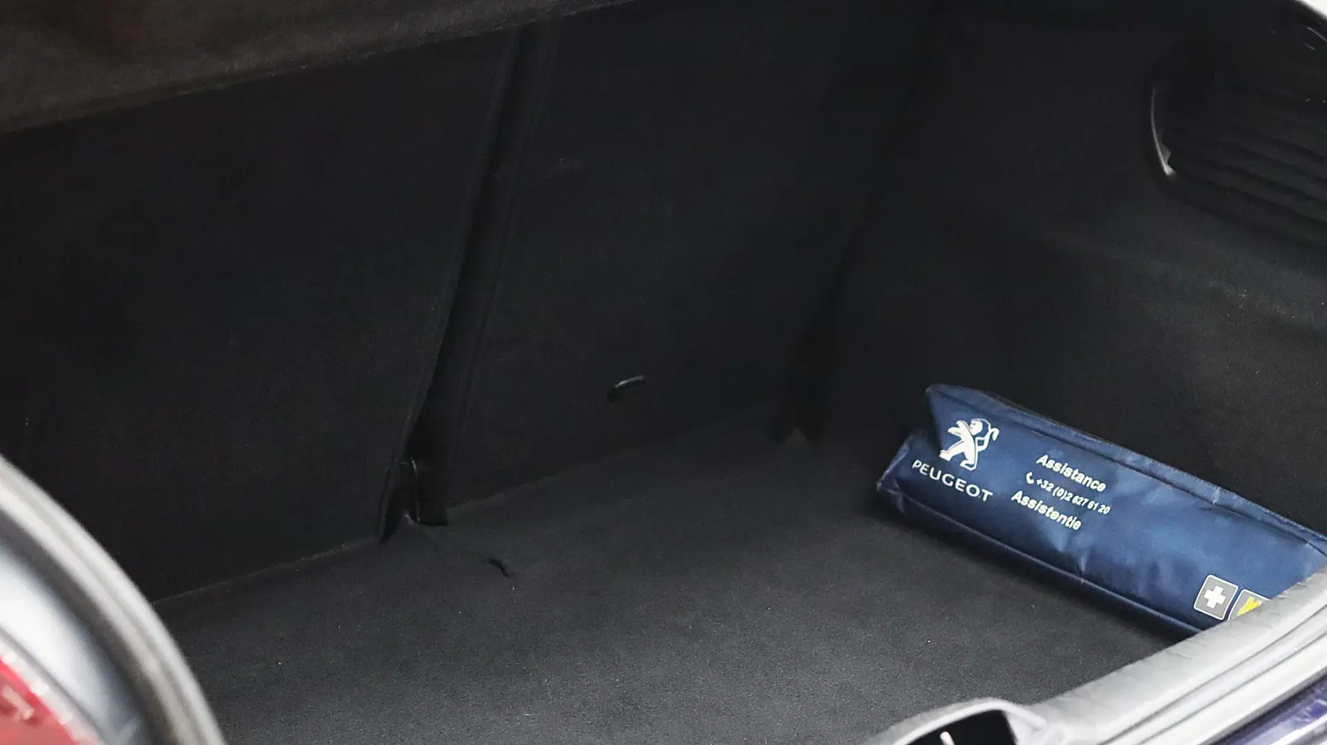 Peugeot 208 1.2 PureTech Style 7