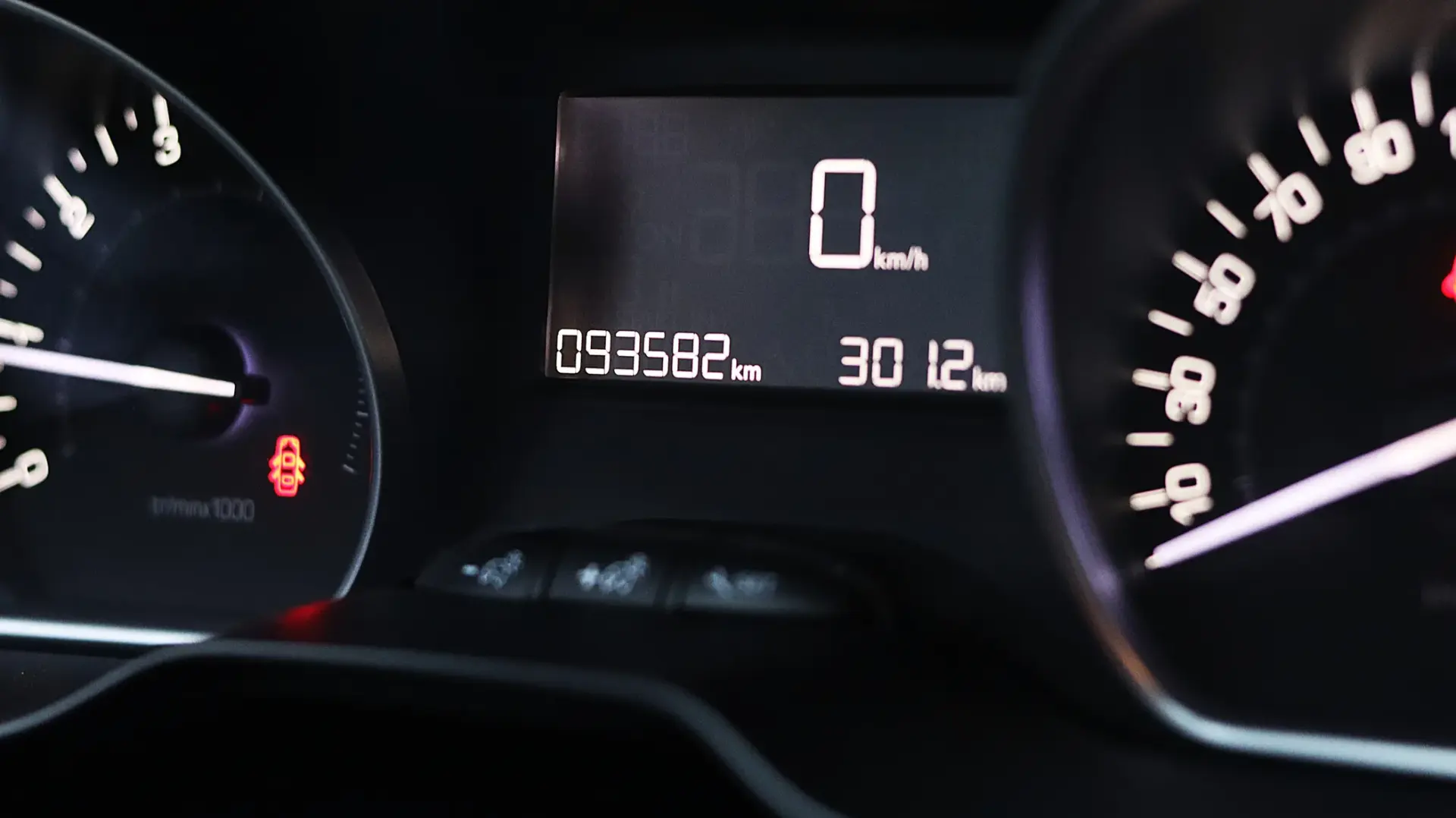 Peugeot 208 1.2 PureTech Style 13