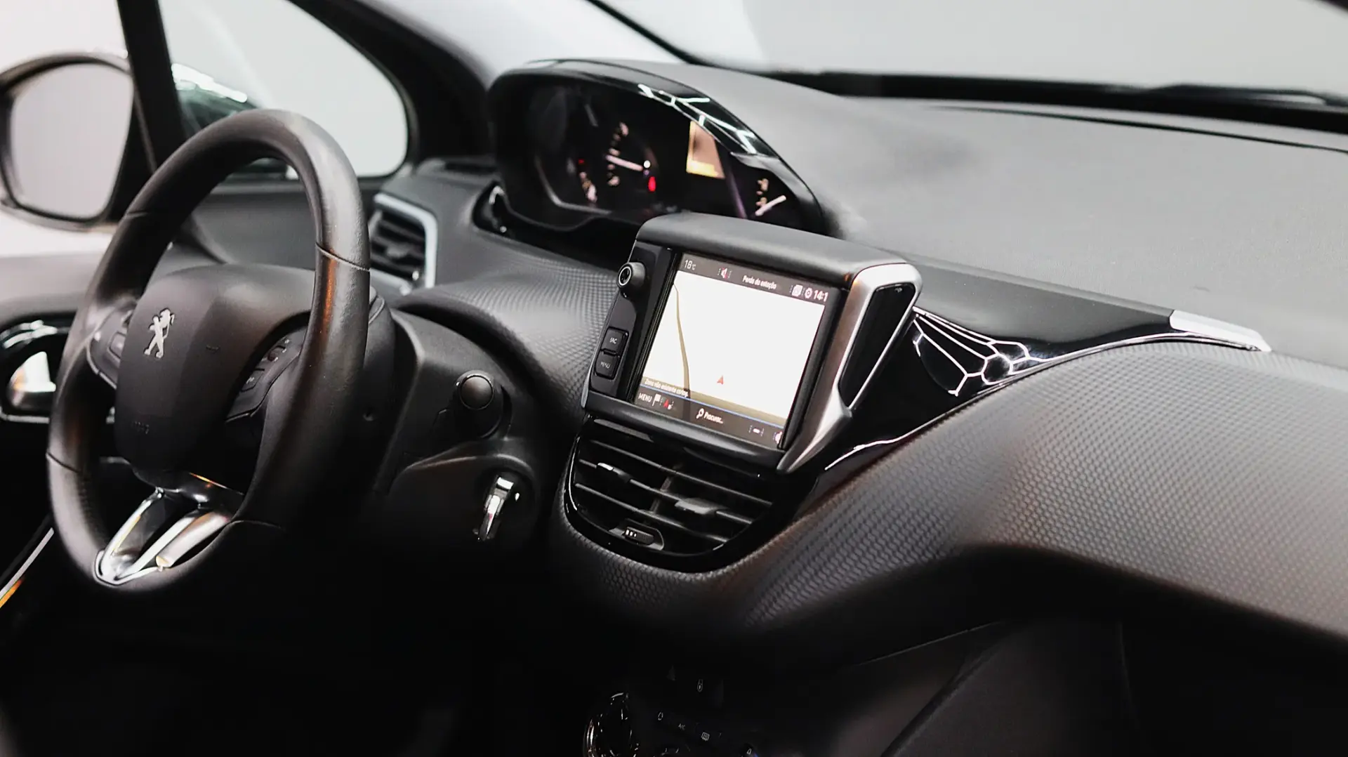 Peugeot 208 1.2 PureTech Style 15