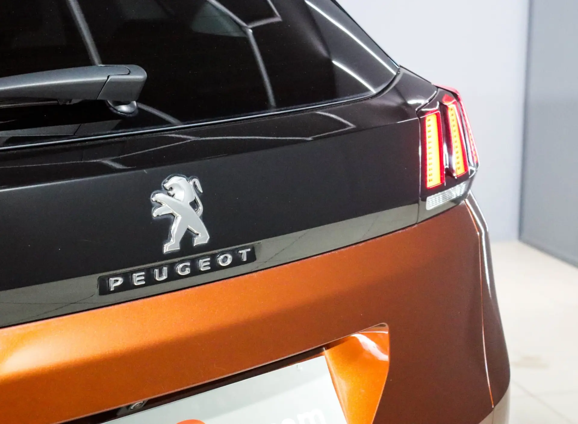 Peugeot 3008 1.6 BlueHDi Allure EAT6 6