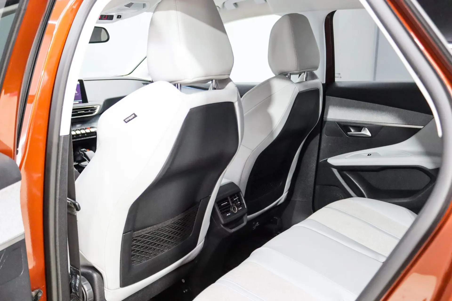 Peugeot 3008 1.6 BlueHDi Allure EAT6 20