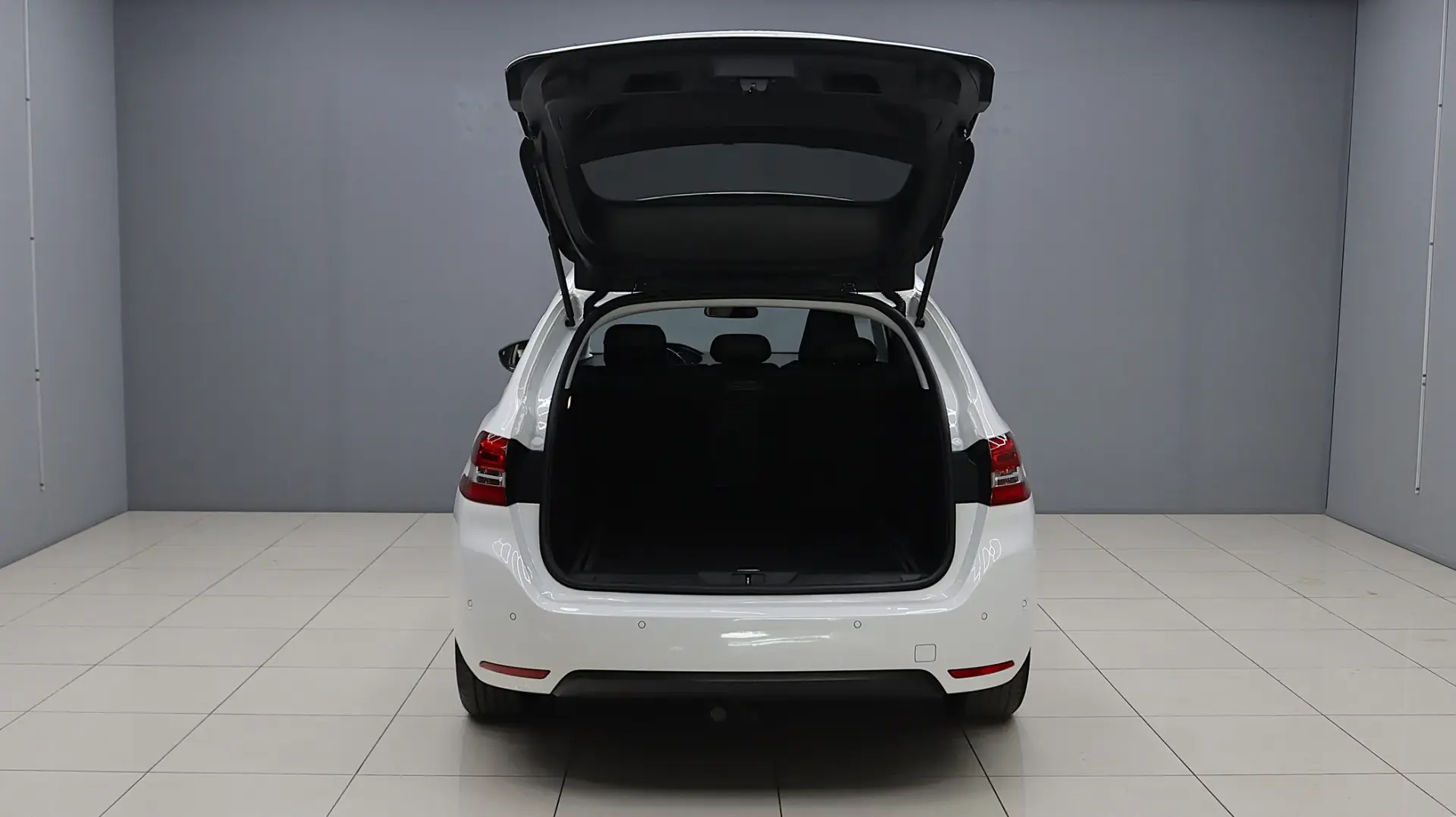 Peugeot 308 SW 1.5 BlueHDi Allure Pack 6