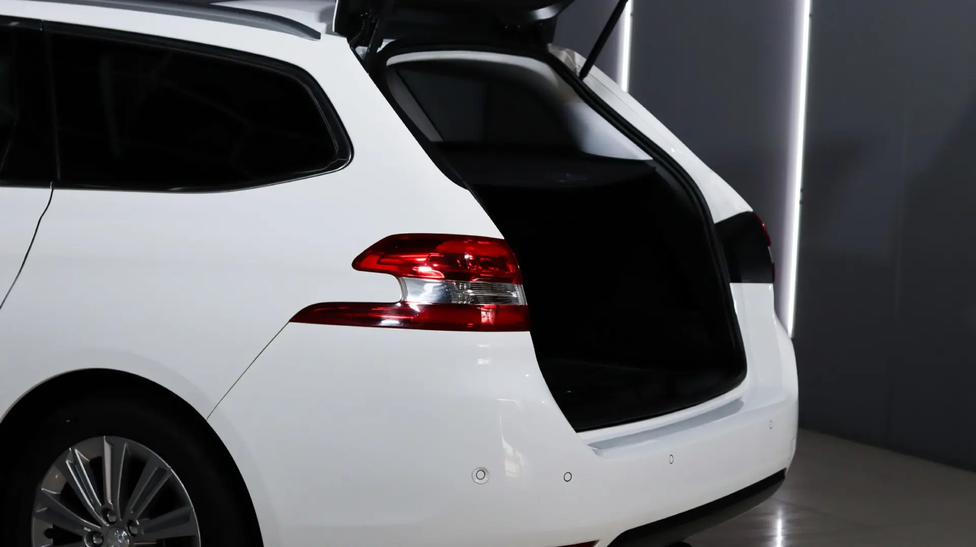 Peugeot 308 SW 1.5 BlueHDi Allure Pack 7