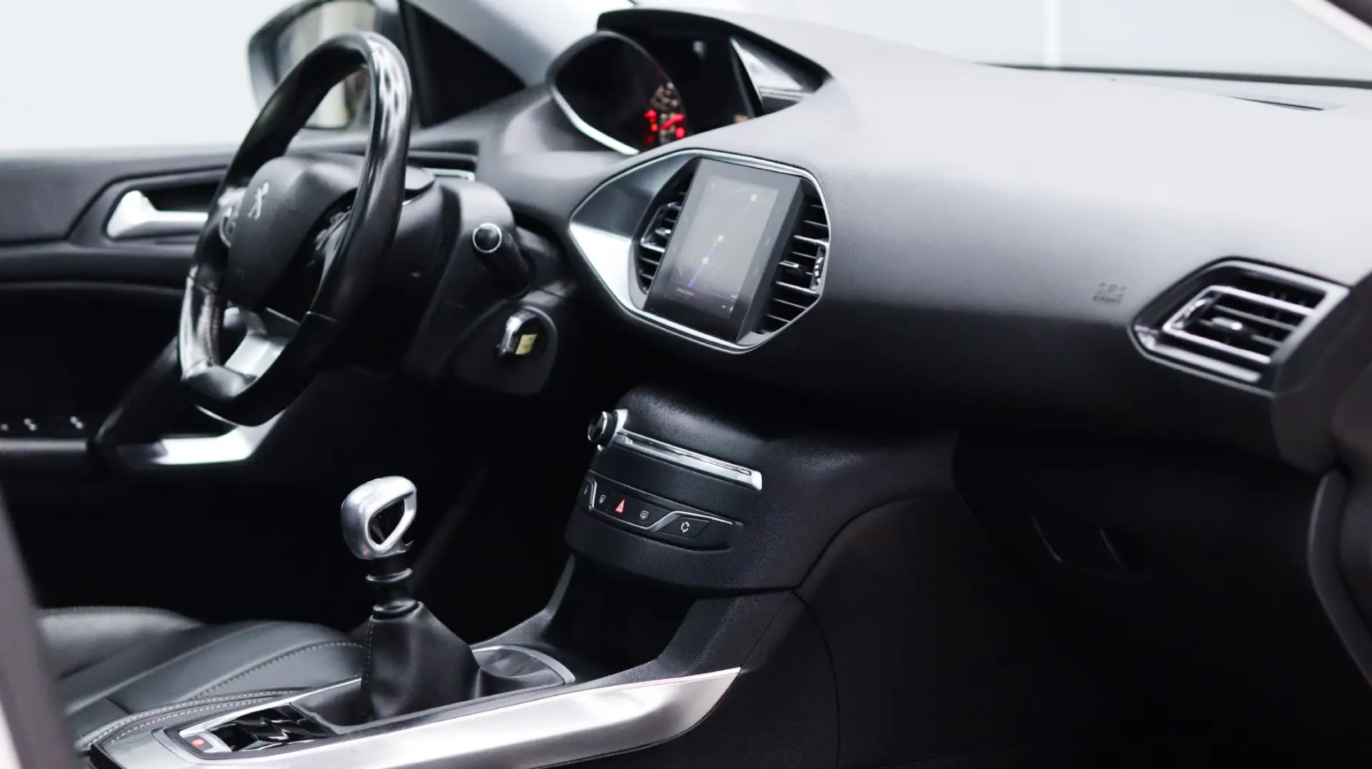 Peugeot 308 SW 1.5 BlueHDi Allure Pack 34