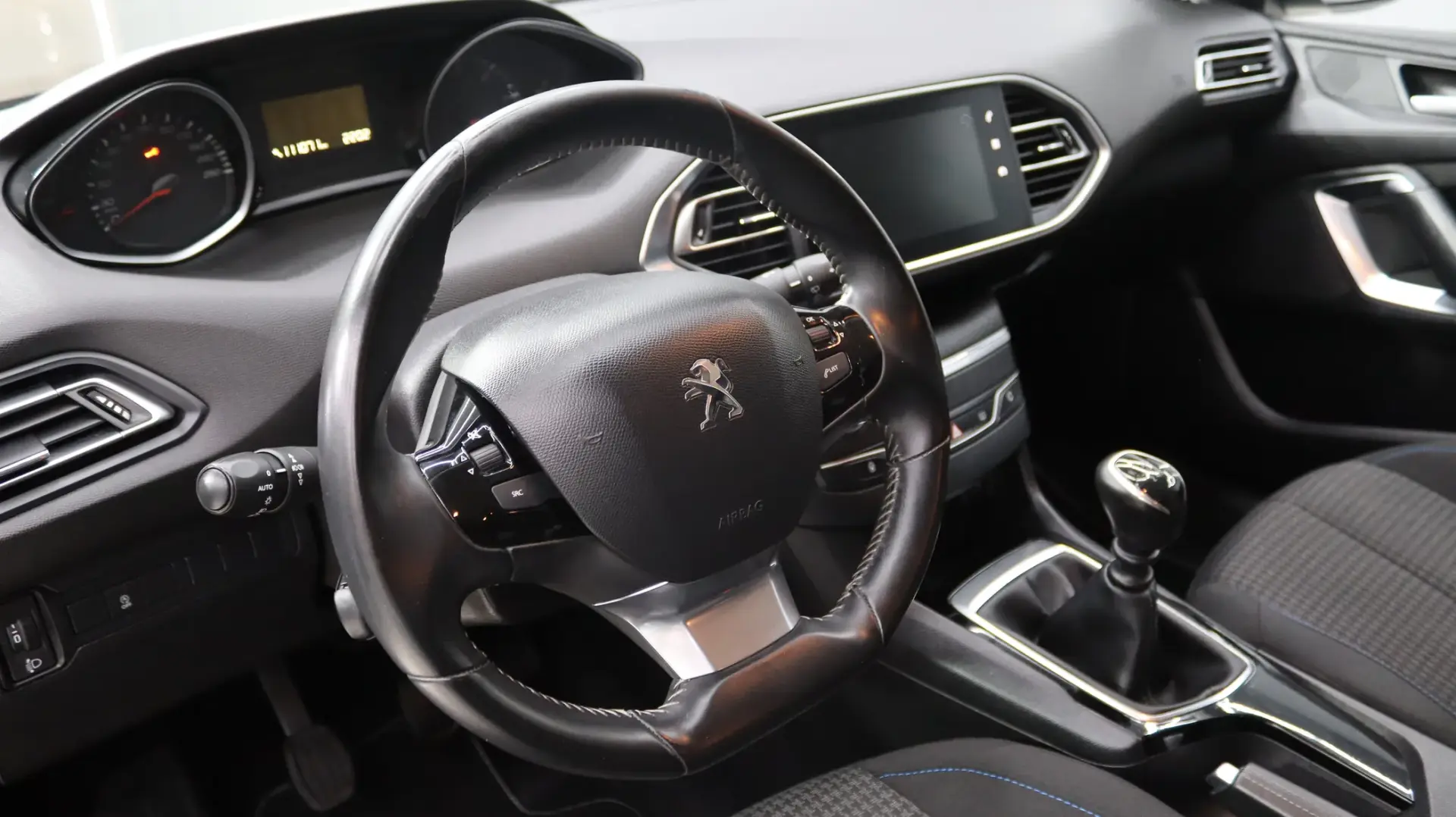 Peugeot 308 SW 1.5 BlueHDi Style 11