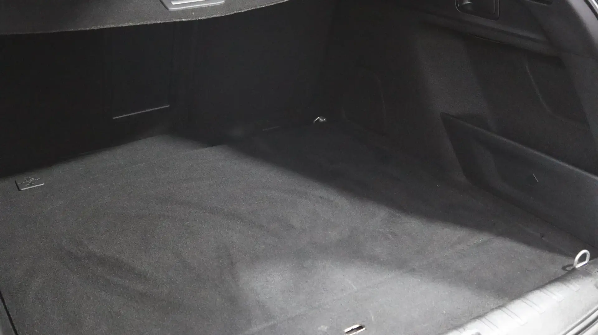 Peugeot 308 SW 1.5 BlueHDi Style 19