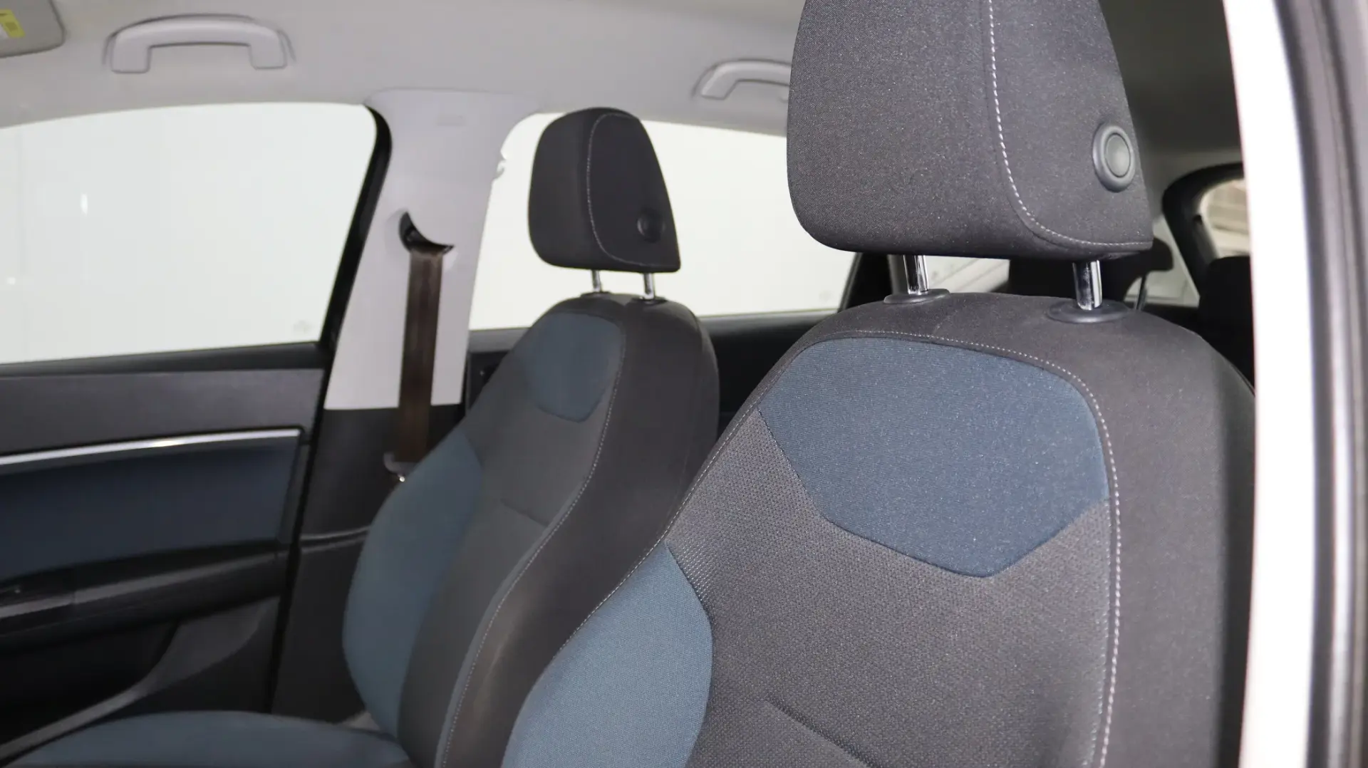 SEAT Ateca 1.6 TDI Style 9