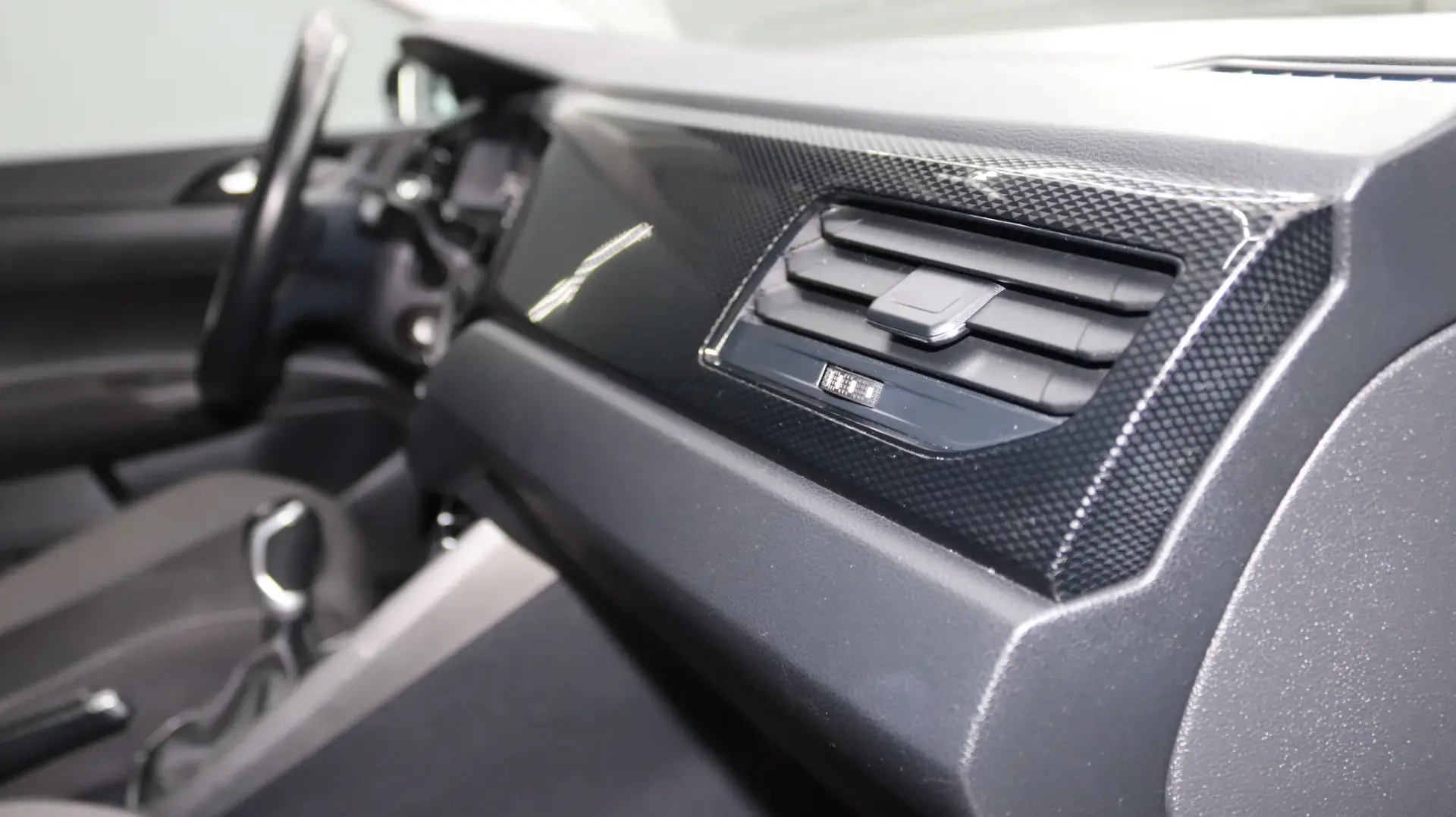 Volkswagen Polo 1.0 TSI Life 13