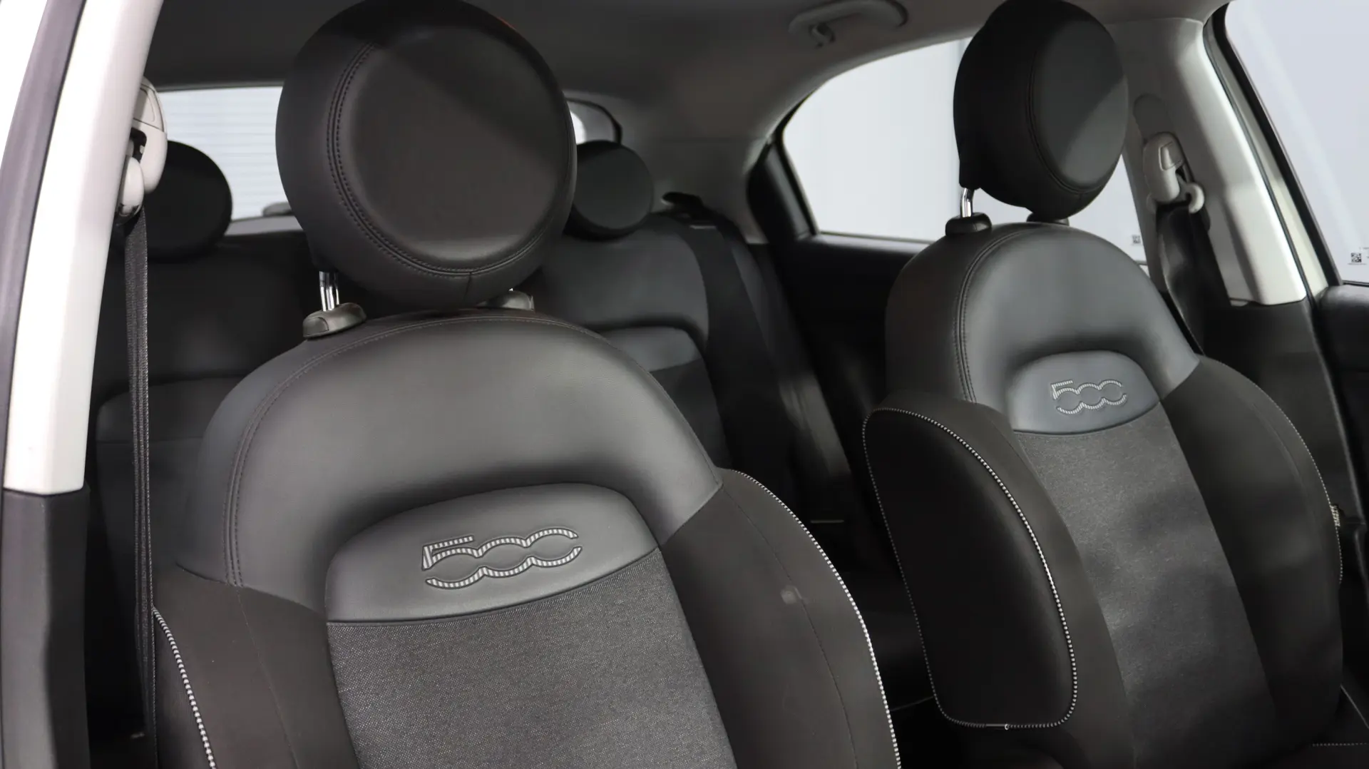 Fiat 500X 1.3 MJ Lounge 23