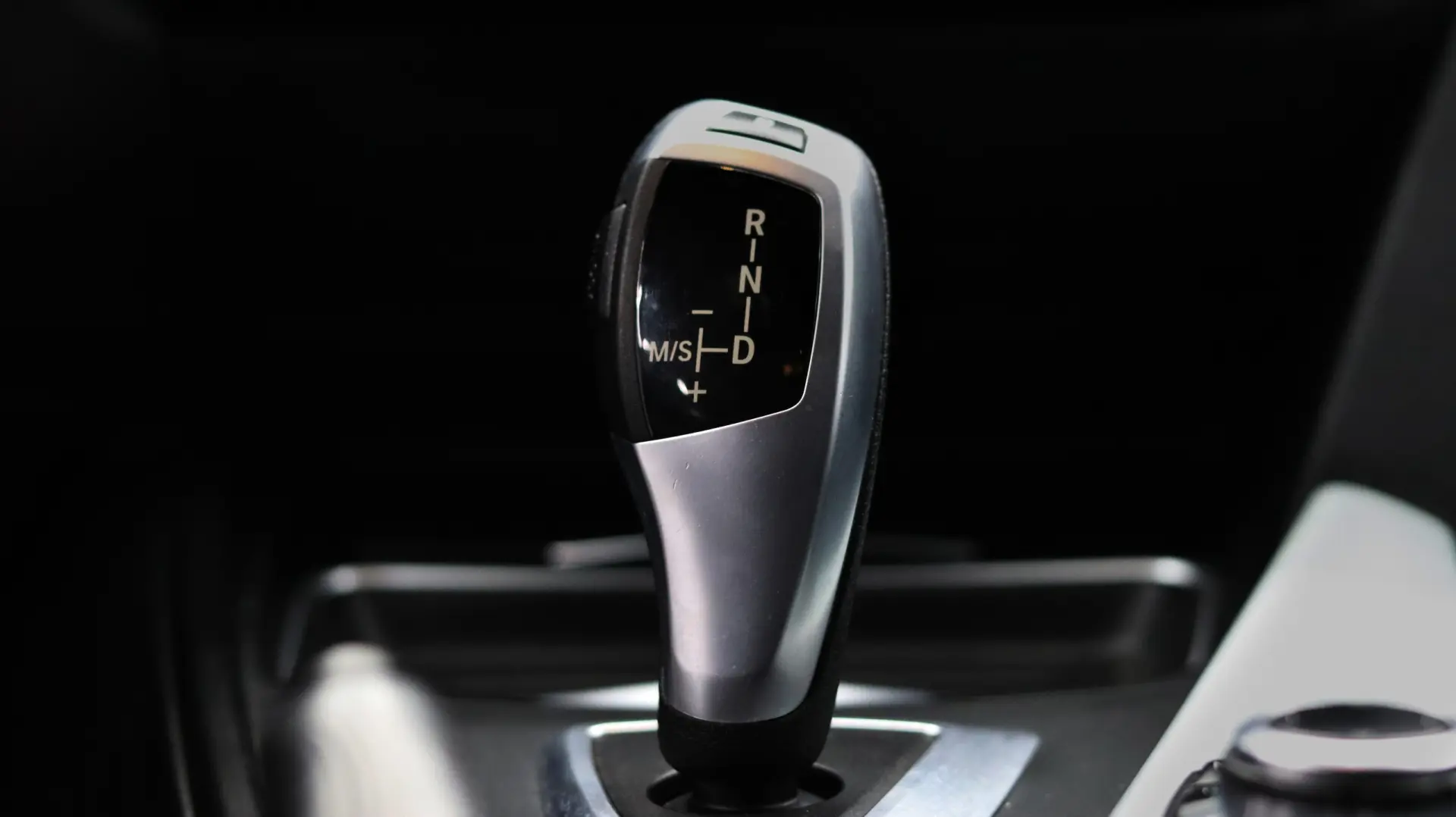 BMW 320 d EfficientDynamics Line Sport Auto 14