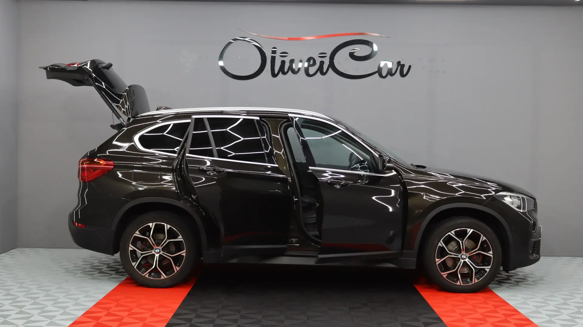 BMW X1 18 d sDrive Auto 3