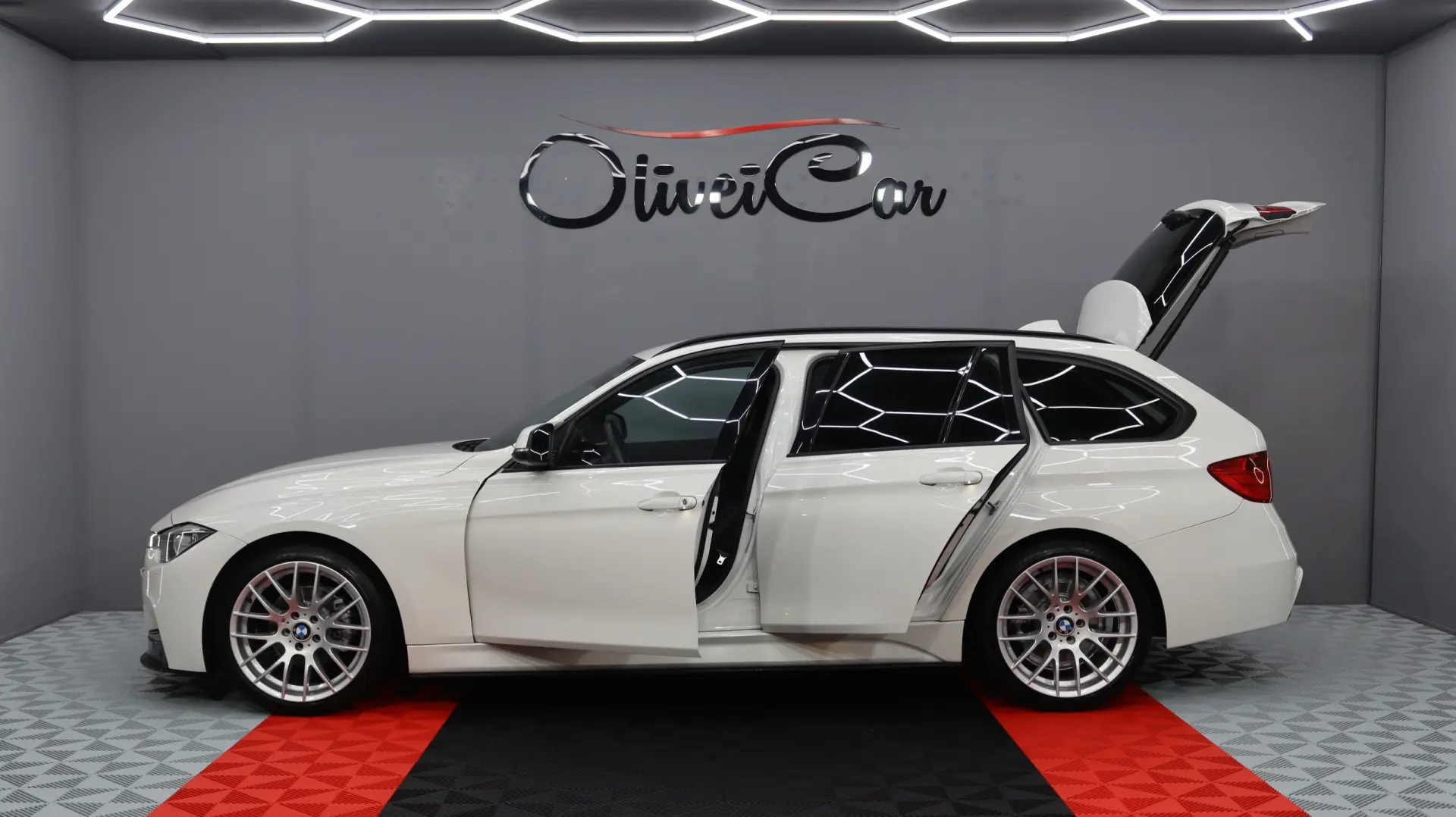 BMW 320 d EfficientDynamics Line Sport Auto 7