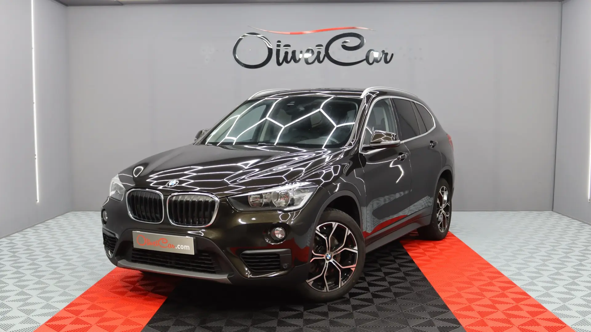 BMW X1 18 d sDrive Auto 5