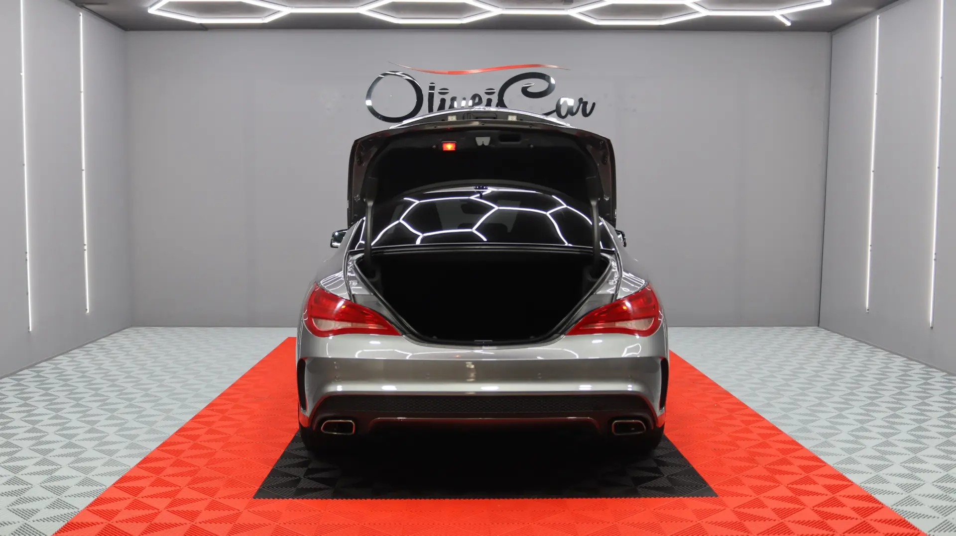 Mercedes-Benz CLA 220 CDI AMG Sport Aut. 11