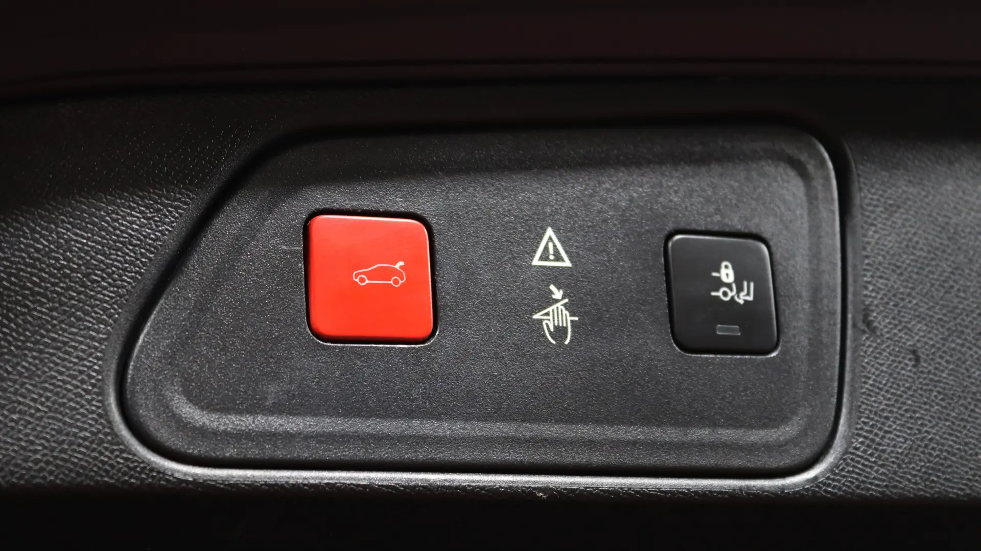 Peugeot 3008 1.5 BlueHDi Allure EAT8 10