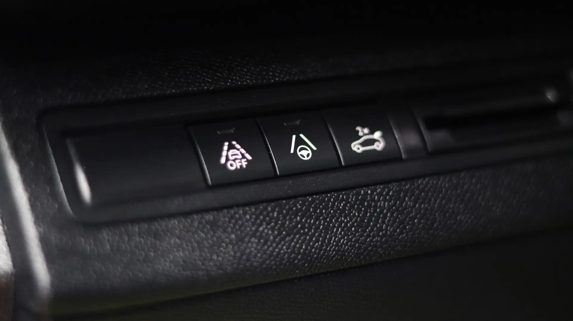 Peugeot 3008 1.5 BlueHDi GT Pack EAT8 17