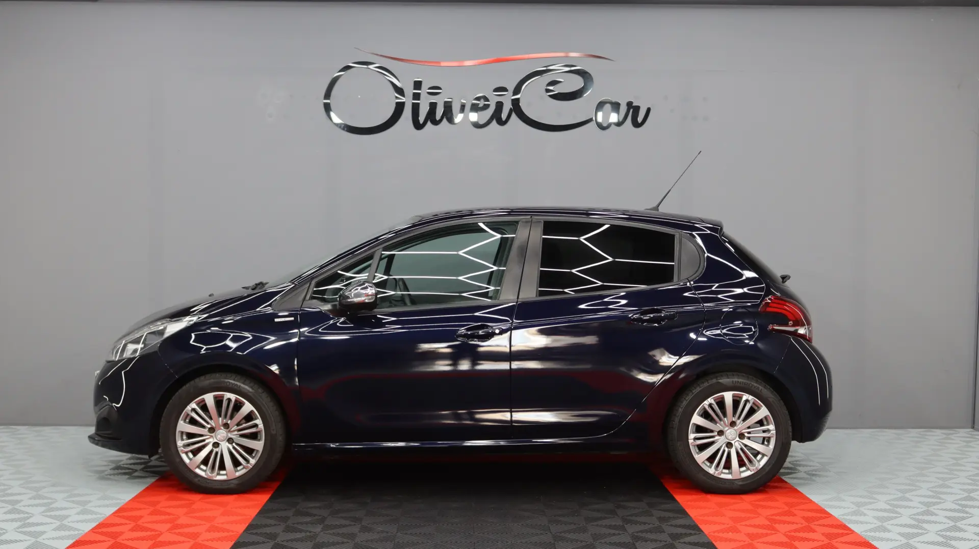 Peugeot 208 1.2 PureTech Style 6
