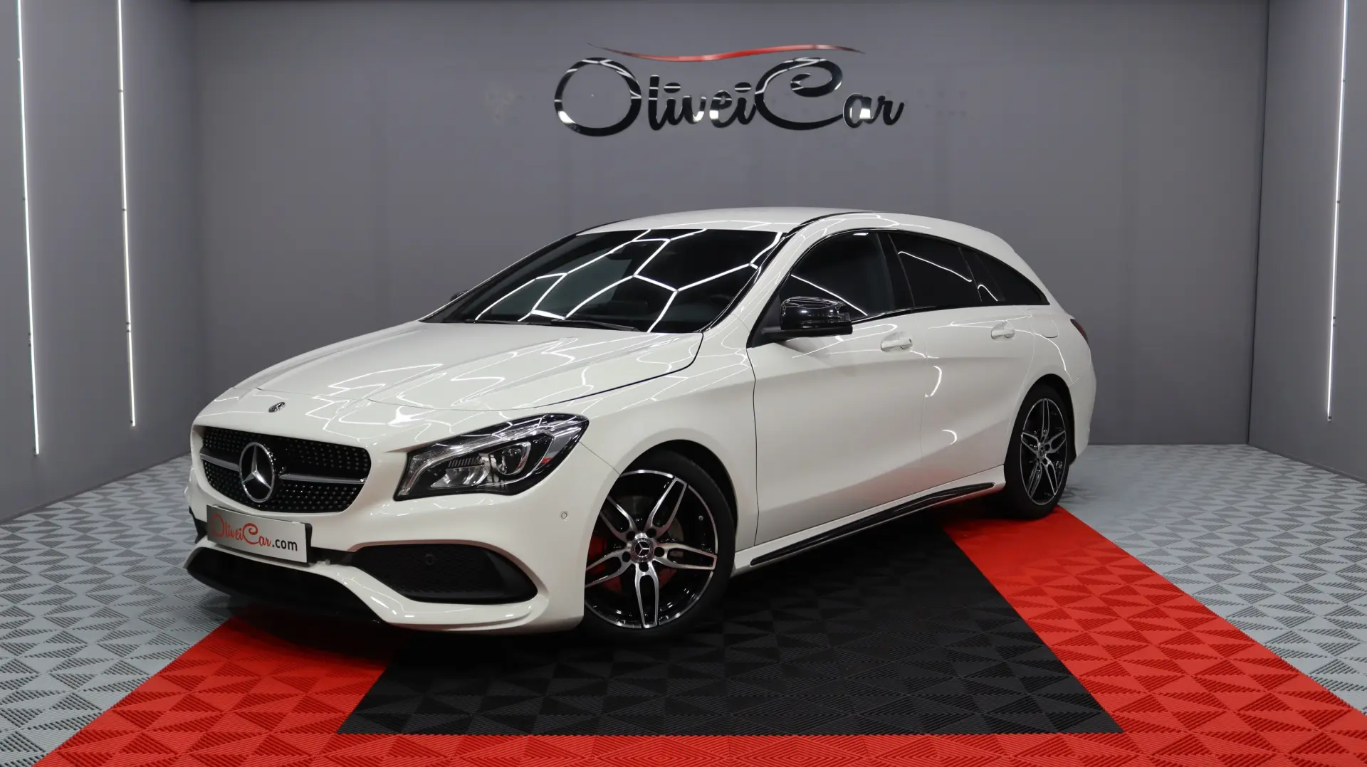 Mercedes-Benz CLA 220 d Shooting Brake AMG Line Aut. 7