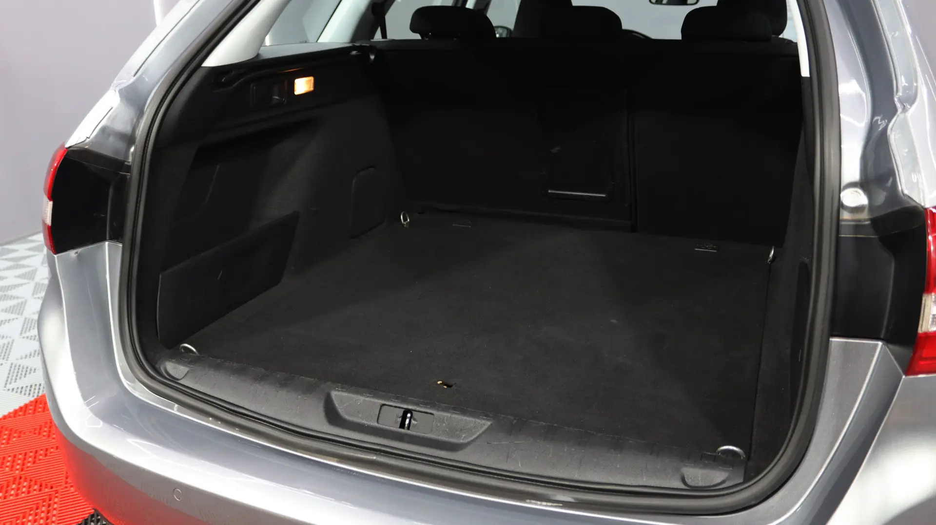 Peugeot 308 SW 1.5 BlueHDI Active 16
