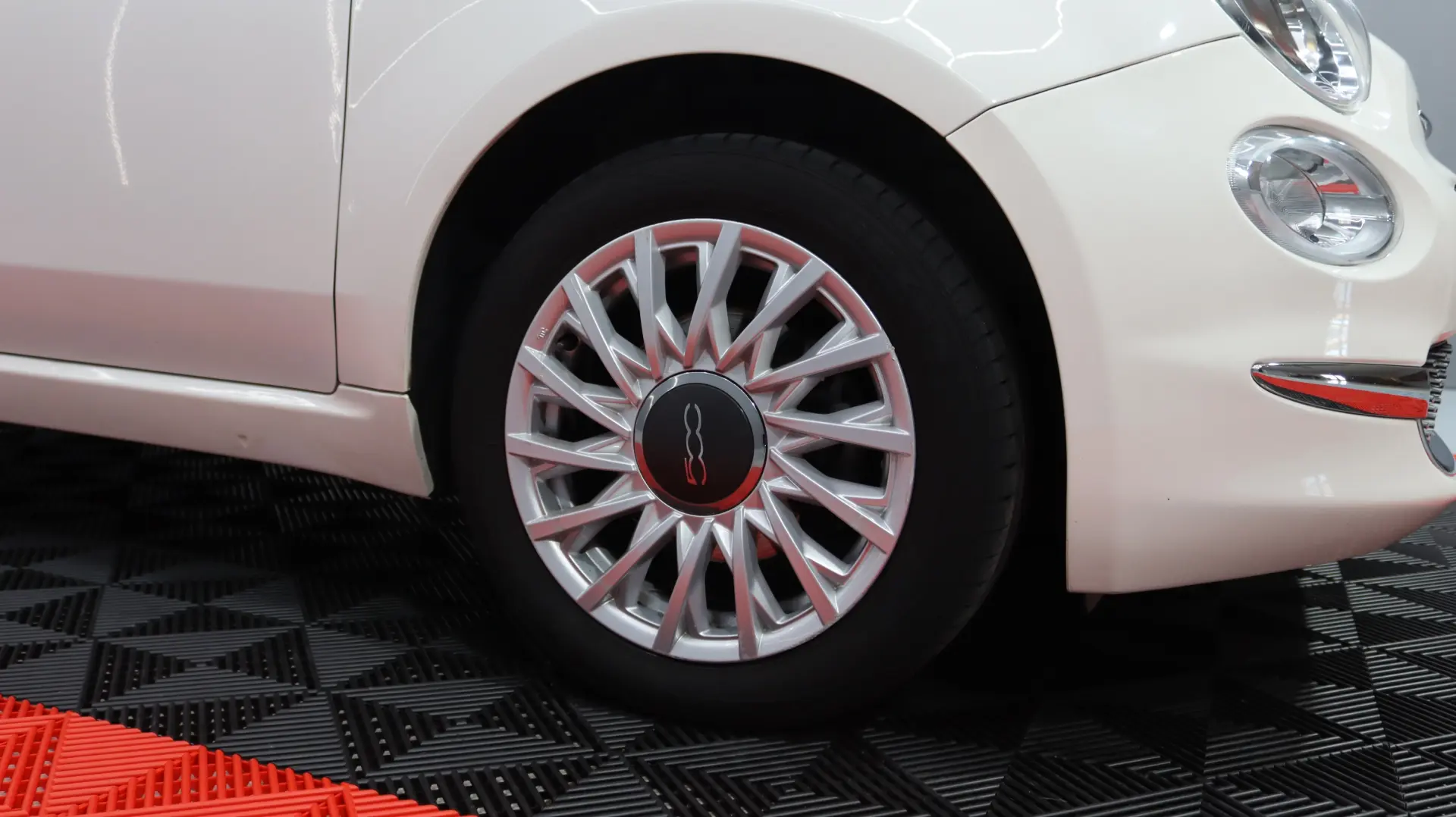 Fiat 500 1.0 Hybrid Dolcevita 10
