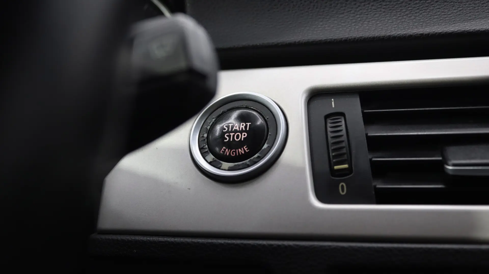 BMW 318 d Line Sport 11