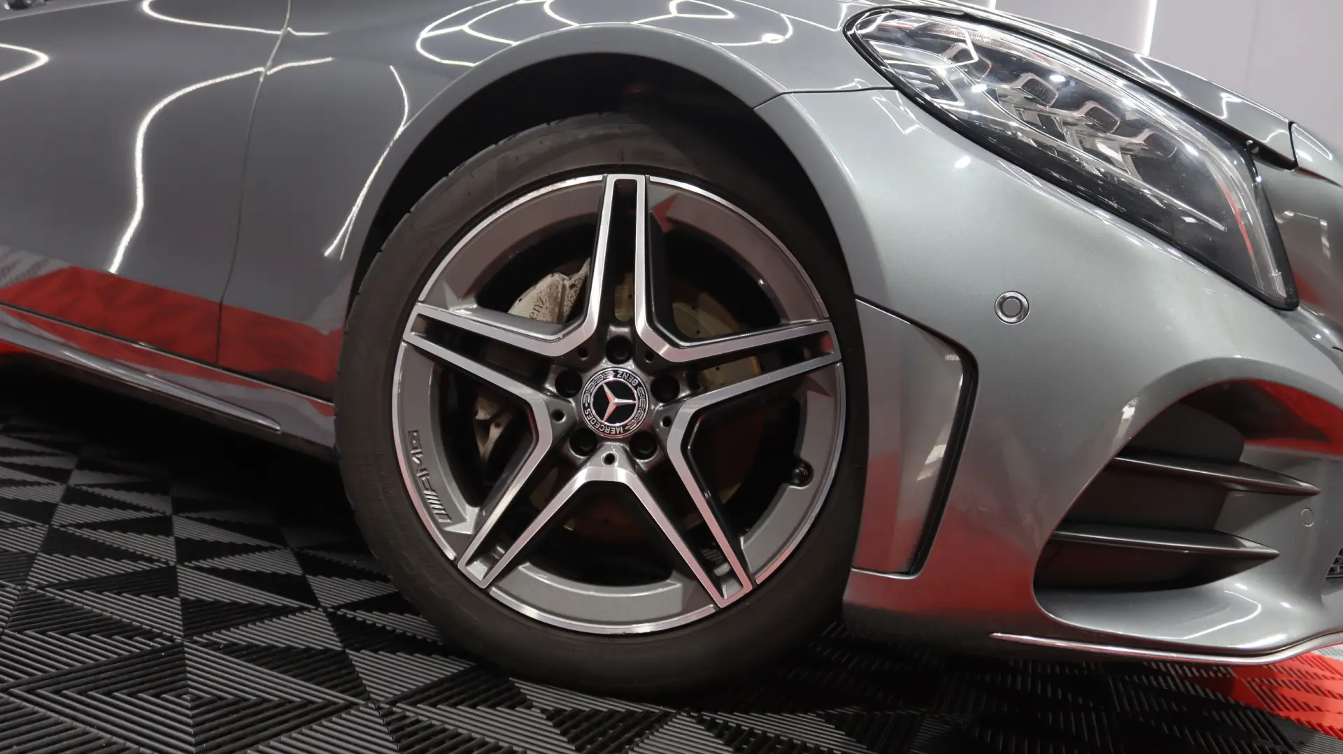 Mercedes-Benz C 200 d Station AMG Line 11