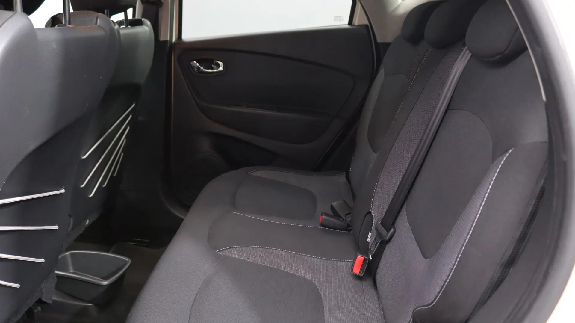 Renault Captur 1.5 dCi Exclusive 18